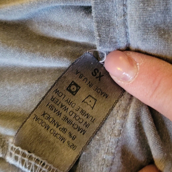 good hYOUman Open Twist Back Asymmetrical tank. - Picture 4 of 4